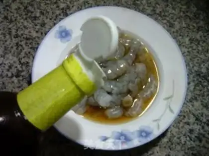 Make Tomato shrimp step 1