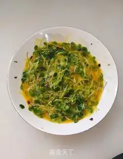 Make Smashed eggs step 1