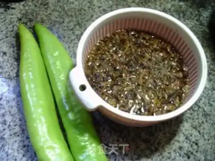 Make Scrambled green pepper step 0
