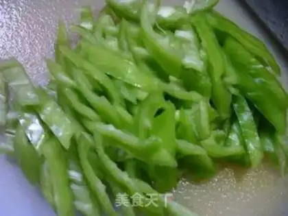 Make Scrambled green pepper step 2