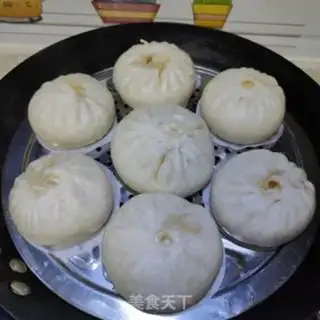 Make Celery meat buns step 16