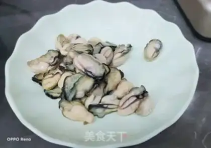 Make Sea storks, chili eggs step 1
