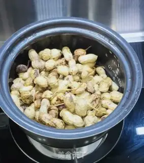 Make Salt-water peanuts step 0