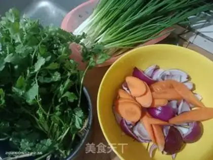 Make Homemade red oil step 0