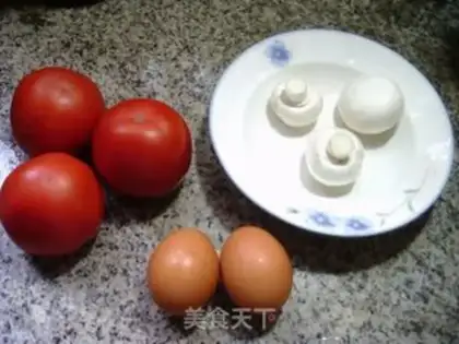 Make Mushroom eggflower tomato soup step 0