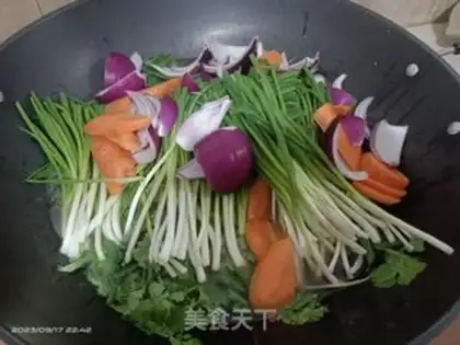 Make Homemade red oil step 1
