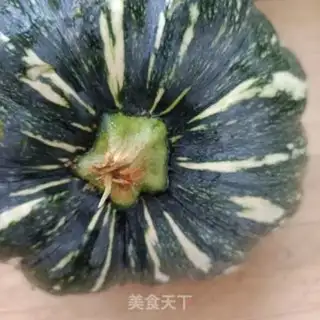 Make Pumpkin shrimp step 0