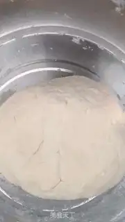 Make Water spa rolls and pickles step 0