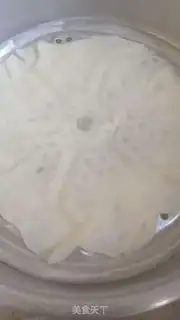 Make Water spa rolls and pickles step 1