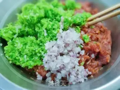 Make Beef celery pie step 2