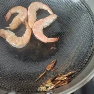 Make Pumpkin shrimp step 7
