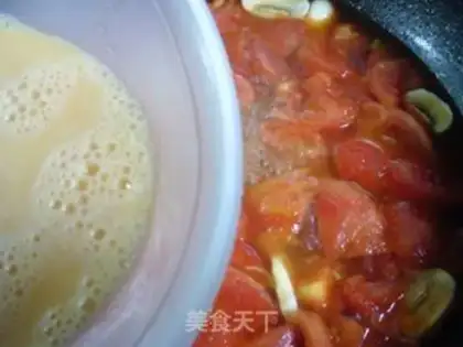 Make Mushroom eggflower tomato soup step 11