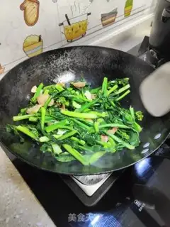 Make Five flowers for oil step 5