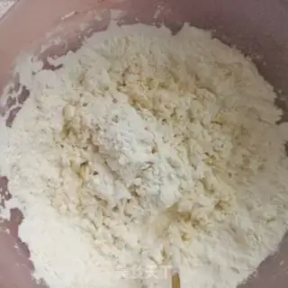 Make Seafood pumpkin pie step 1