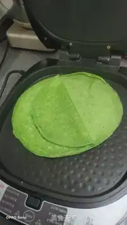 Make Spinach buns step 8