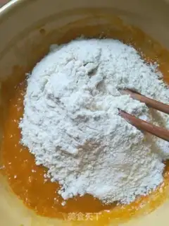Make Pumpkin buns step 2