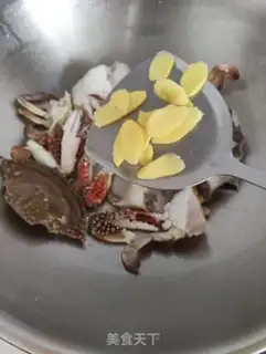 Make Crabs on the ginger onions step 5