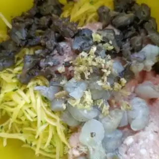 Make Seafood pumpkin pie step 10