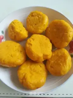 Make Pumpkin buns step 6
