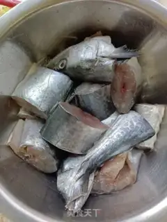 Make Sweet spicy sauce and sashimi step 2