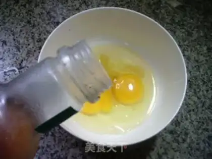 Make Black-mucked eggs step 2