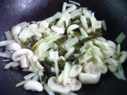 Make Mushrooms, pickles and pickles step 6