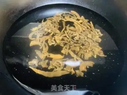 Make Dry fire pans to burn pigs