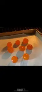 Make Taste eggs yolk pineapple step 1