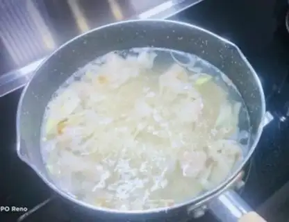 Make Spinach soup noodles step 6