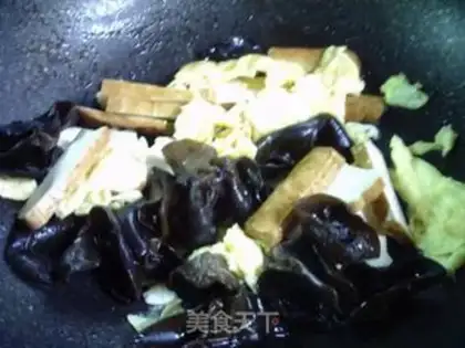 Make Black-mucked eggs step 7