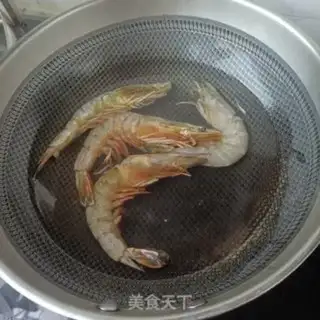 Make Shrimp with green beans step 1