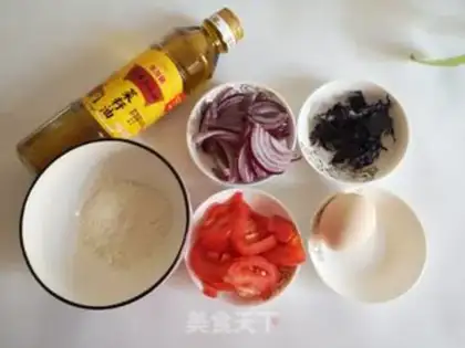 Make Tomato egg oak soup step 0