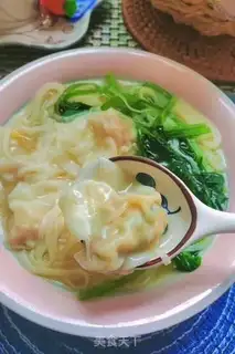 Make Spinach soup noodles step 10