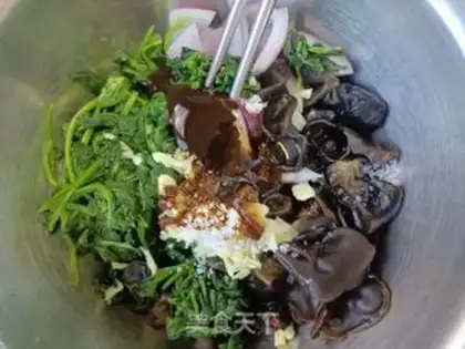 Make Spinach chords step 2