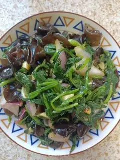 Make Spinach chords step 4
