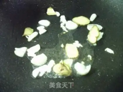 Make Golden Toad Frog step 11