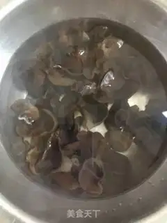 Make Wood eggs and cabbage step 0