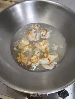 Make Spring egg soup step 2