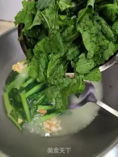 Make Spring egg soup step 4