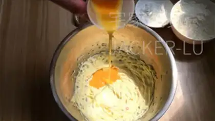 Make Black sesame pastries step 2