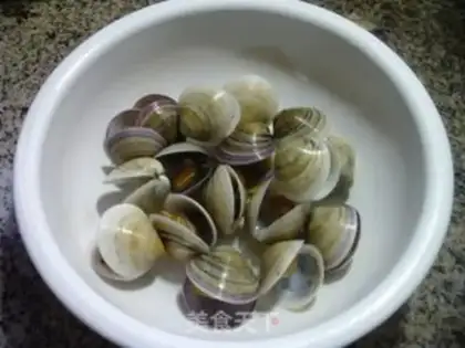 Make Shrimp clam soup step 4