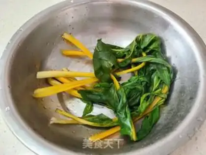 Make Yellow cabbage pretzels step 2
