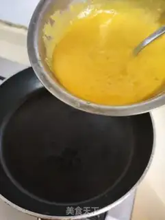 Make Pumpkin egg waffles step 4