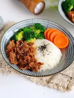 Make Japanese fat cow rice step 8