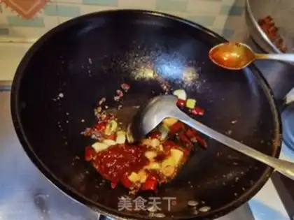 Make Spicy Fried crabs step 9