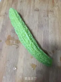 Make Scrambled eggs onions step 1