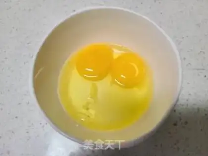 Make Scrambled eggs onions step 3