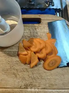 Make Shrimp vegetable dumplings step 2