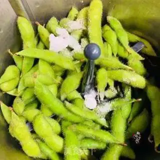 Make Salt-water beans step 0