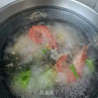 Make Corn broccoli, black tiger shrimp salad step 5